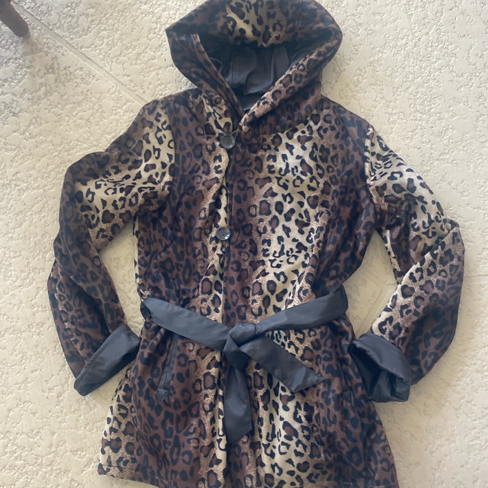 Ameri Mode Reversible Rain Jacket And Animal Prin… - image 1